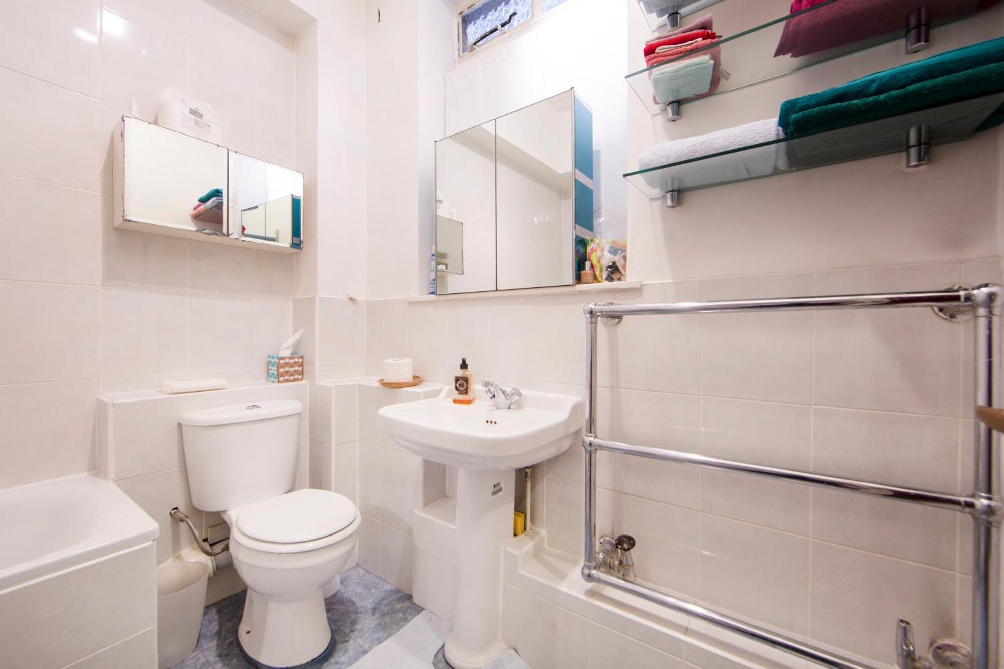 Cheltenham Terrace Apartment *